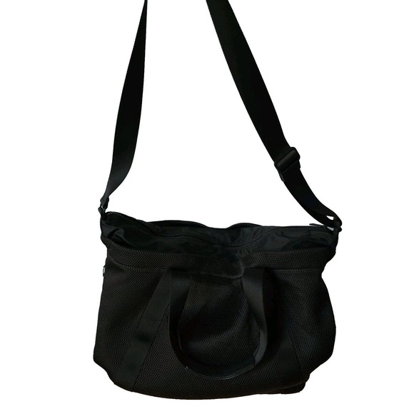 Lululemon Carry The Day Bag (Mesh) Black Tote Weekender XXL Crossbody 15x5x16 - Picture 3 of 16